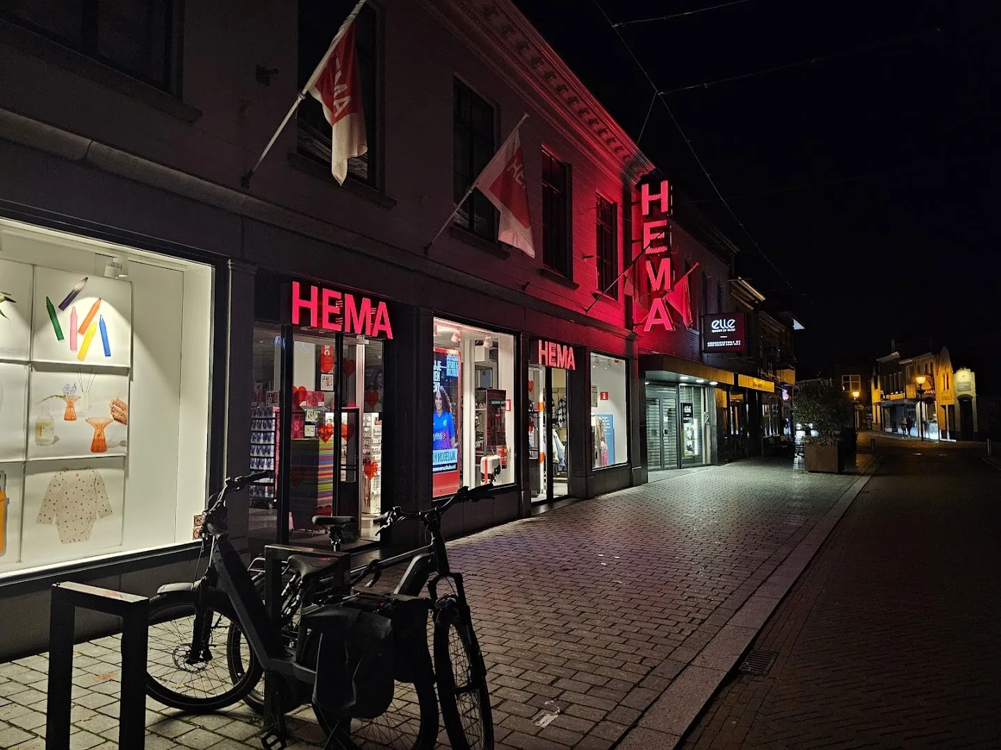 HEMA Hulst — foto 4
