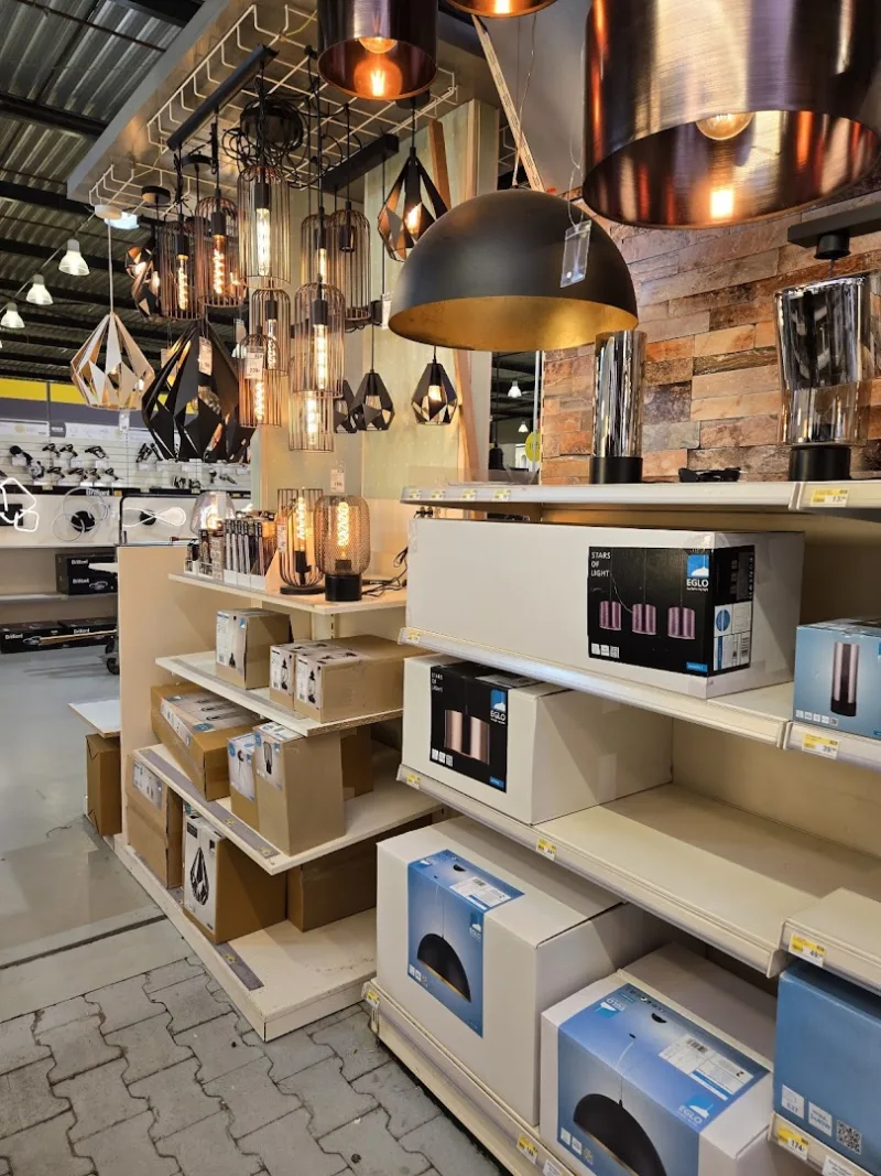 Amersfoort Saturnus: Megastore & tuincentrum — foto 5