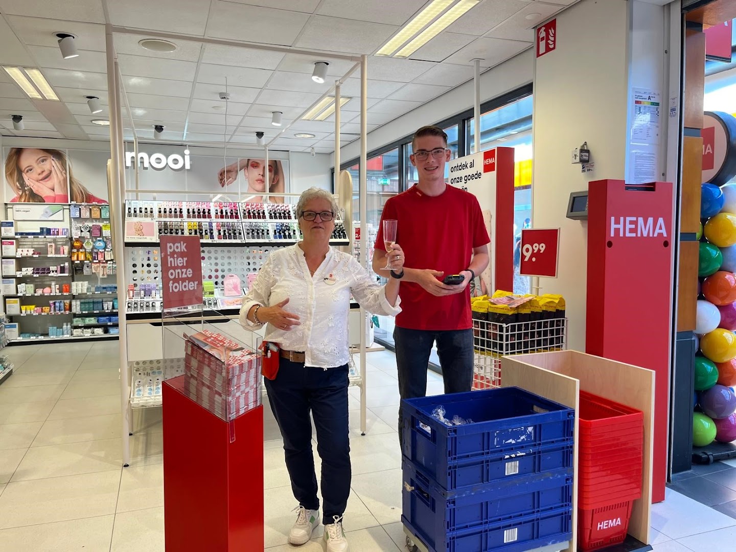 HEMA Kaatsheuvel — foto 4