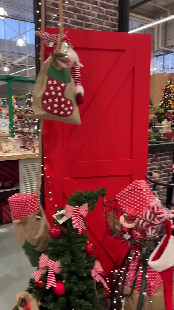 Beverwijk: Megastore & tuincentrum — foto 5