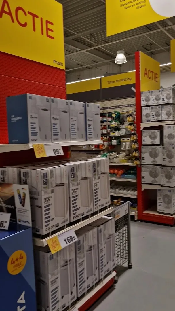Groningen Damsterdiep: Megastore & tuincentrum — foto 2