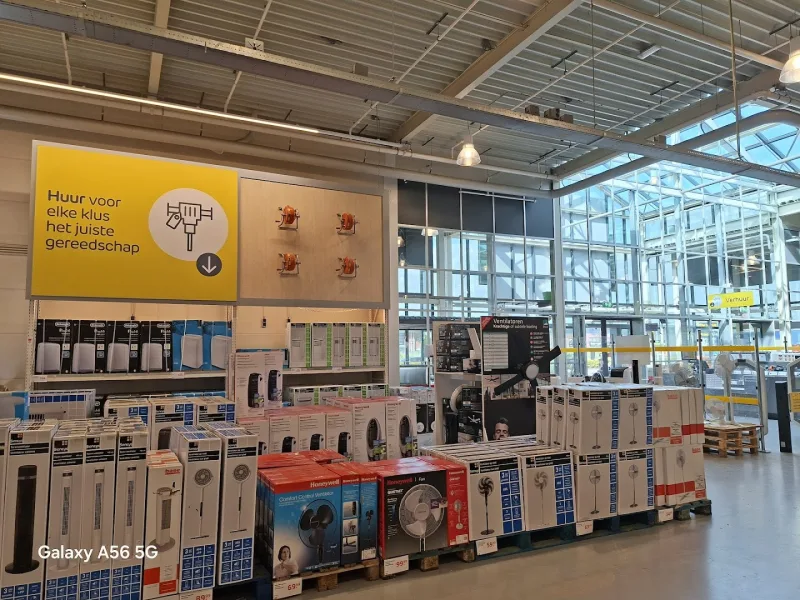 Nieuwegein: Megastore & tuincentrum — foto 4