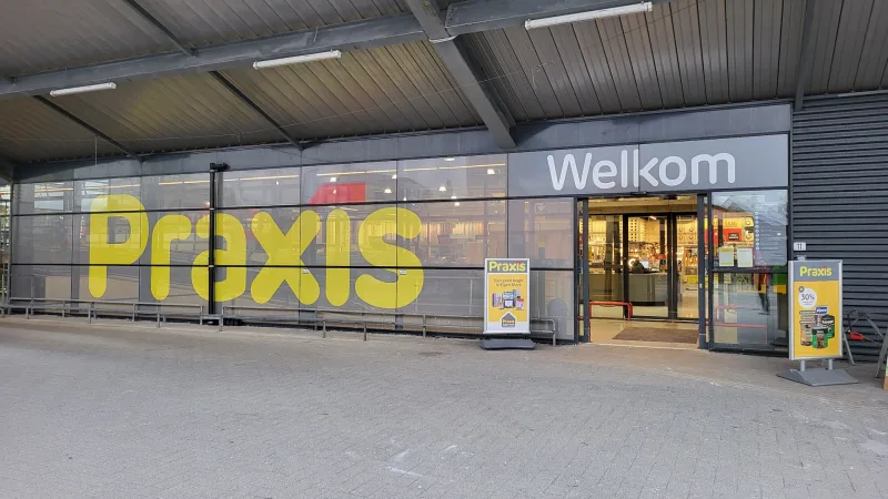 Rotterdam Keileweg: Megastore & tuincentrum