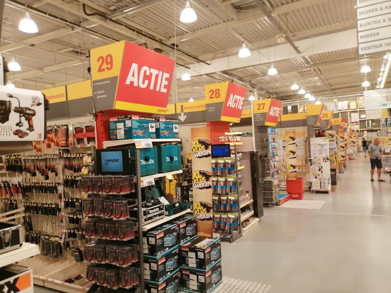 Spijkenisse: Megastore — foto 3