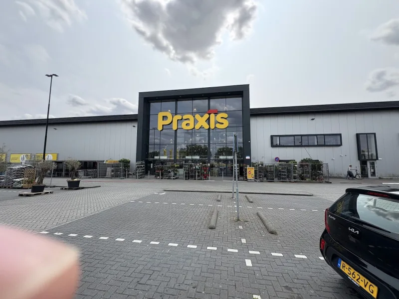 Vlaardingen: Megastore — foto 7