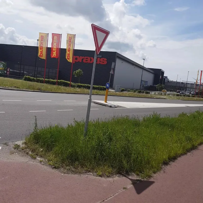 Vlaardingen: Megastore — foto 8