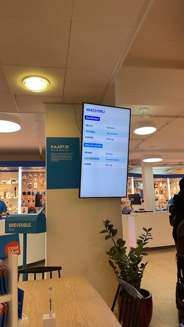 Coolblue Eindhoven — foto 8