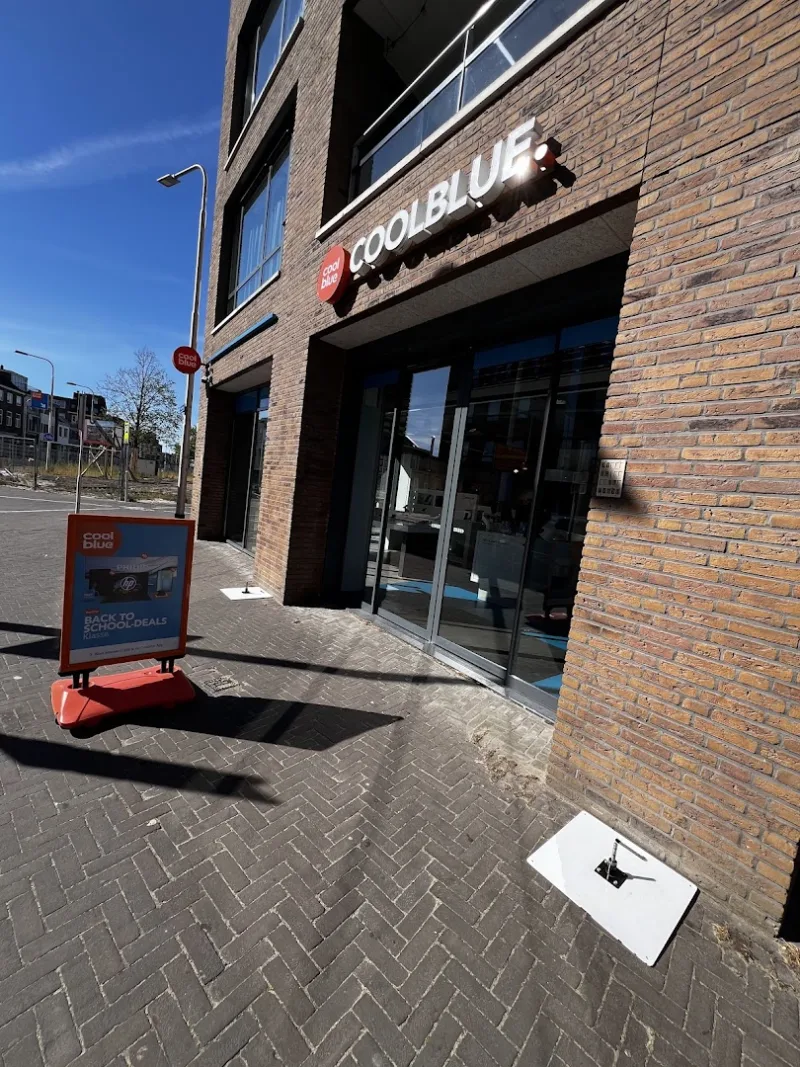 Coolblue Tilburg — foto 1