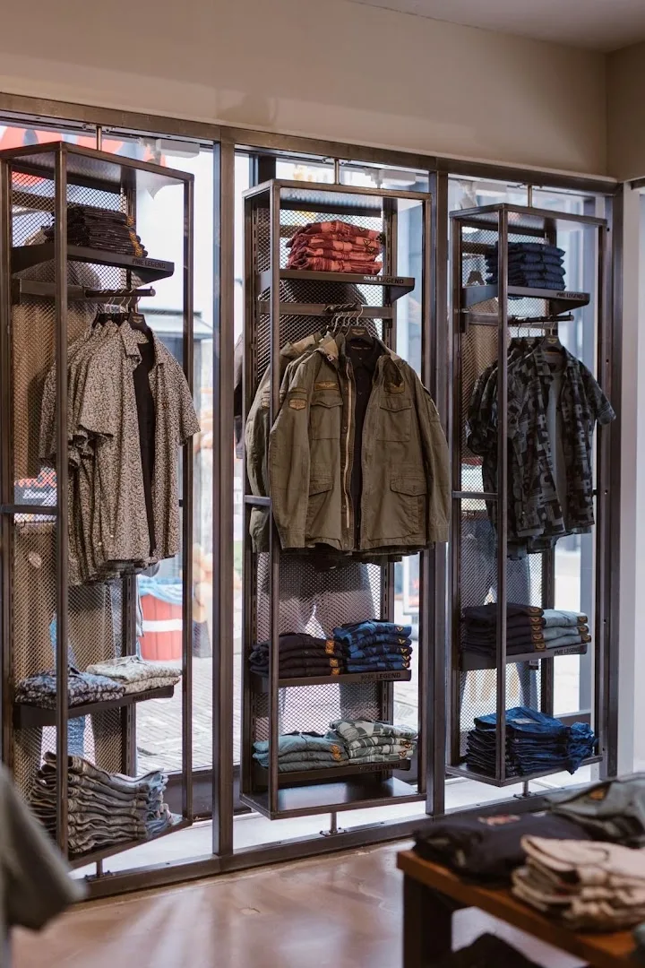 PME Legend Specialty Store Arnhem — foto 8
