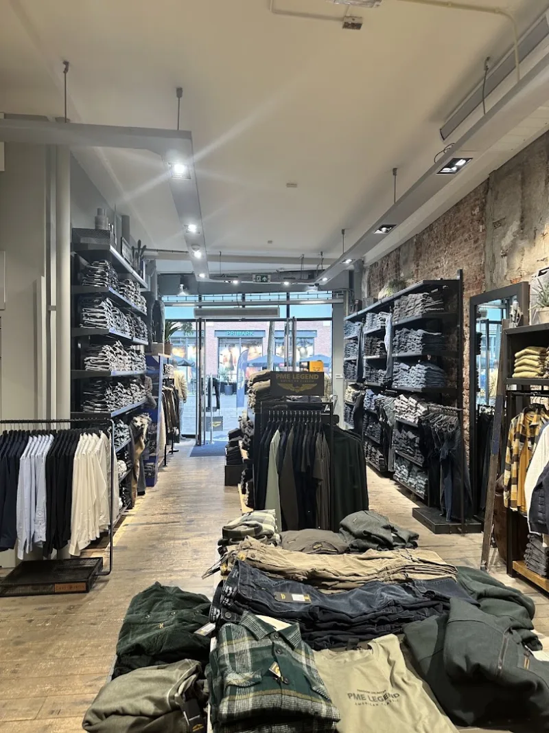 PME Legend Specialty Store Zwolle — foto 3