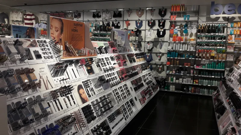HEMA Maasbracht — foto 6