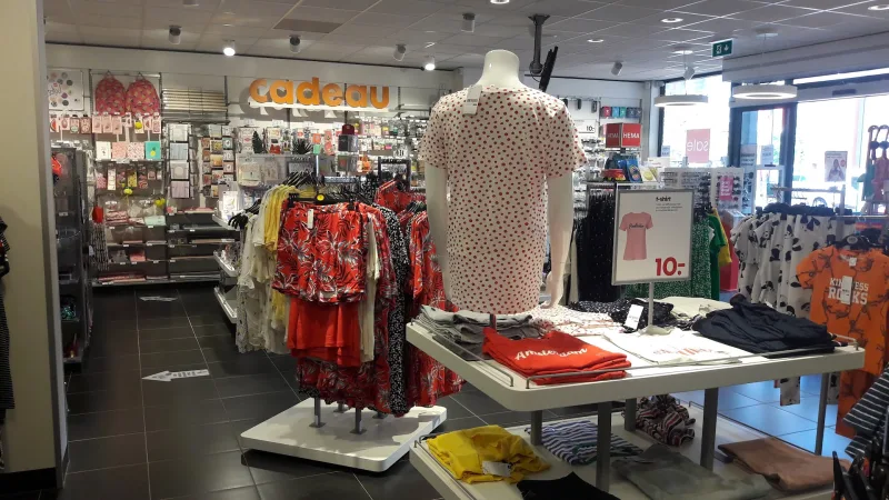 HEMA Maasbracht — foto 8