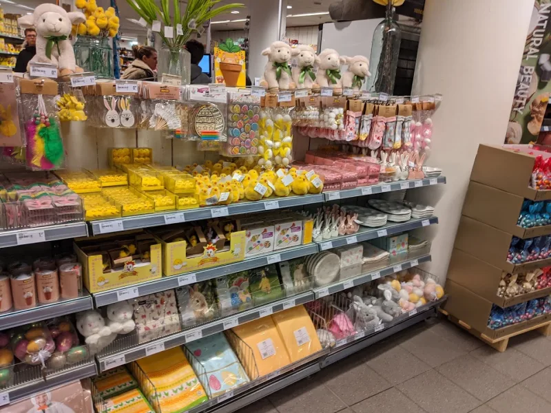 Xenos Amsterdam Kalverstraat — foto 8