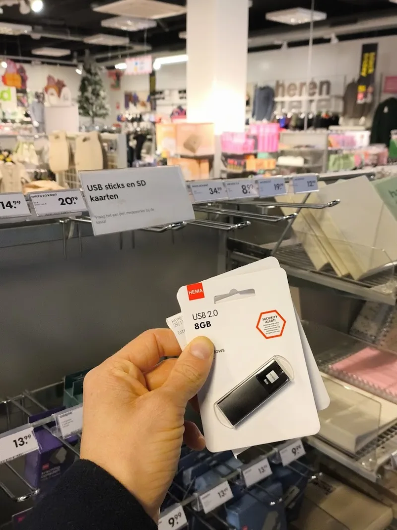 HEMA Nieuw-Bergen — foto 11
