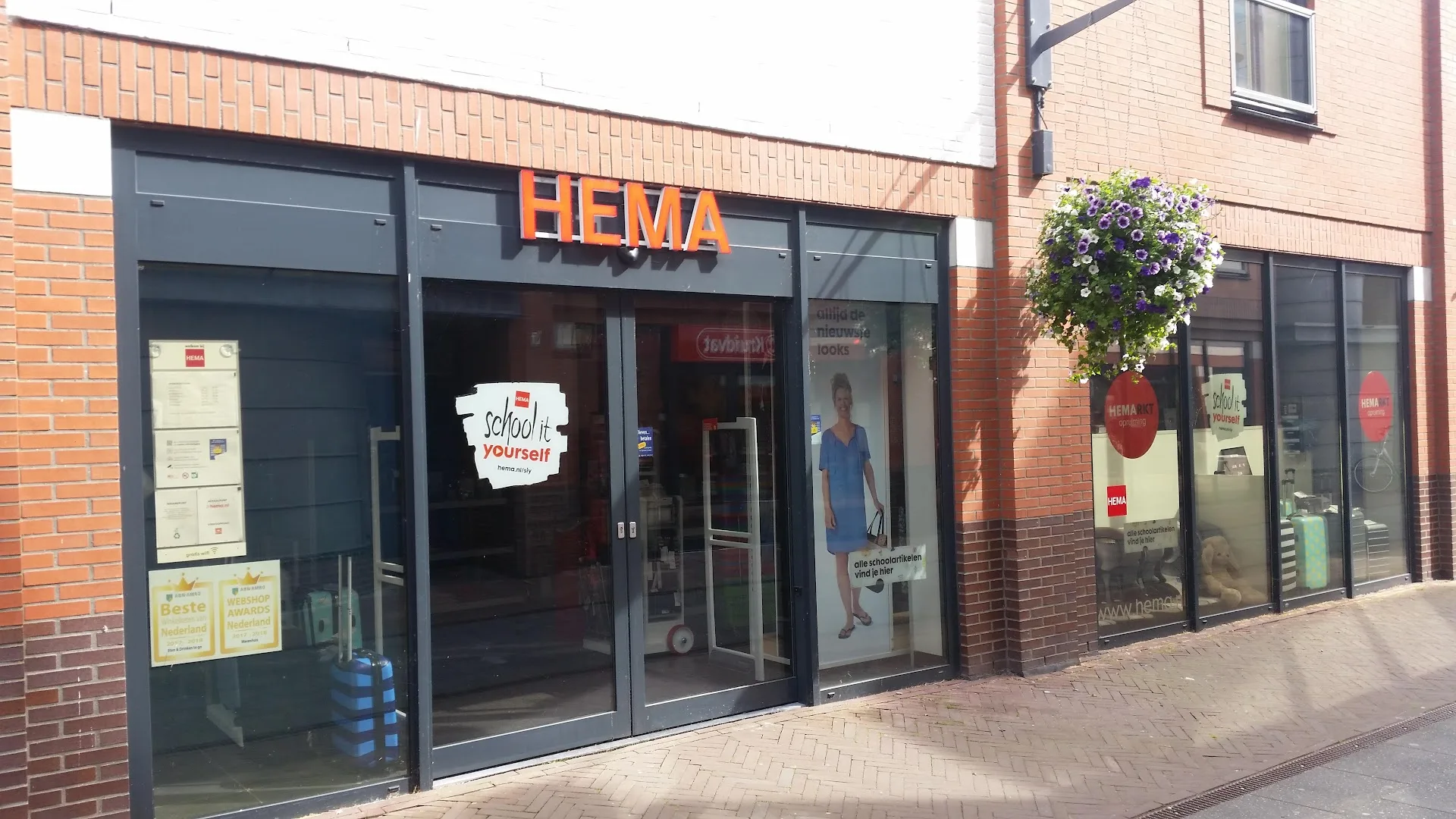 HEMA Nieuwkoop — foto 1