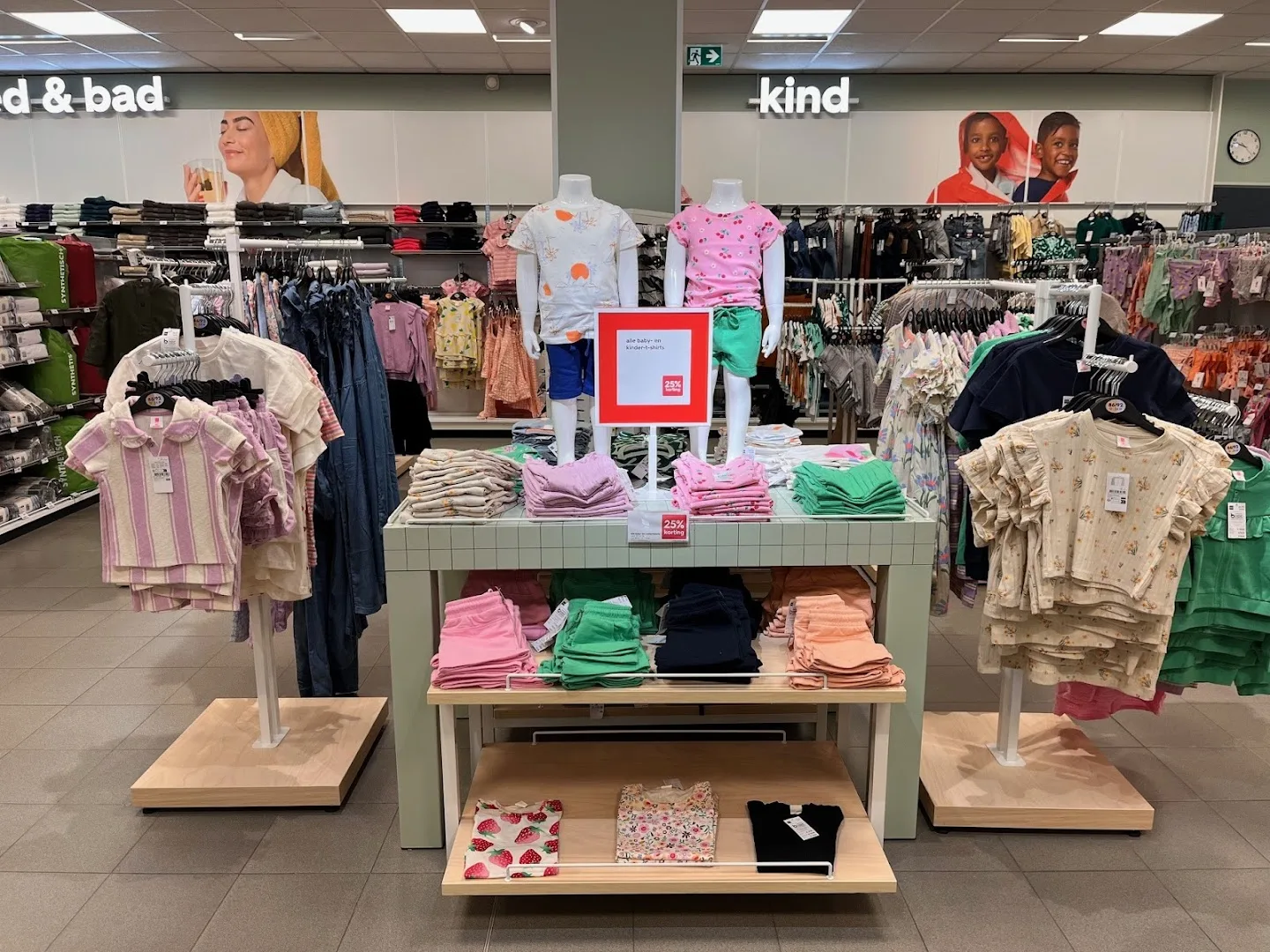 HEMA Oegstgeest — foto 2