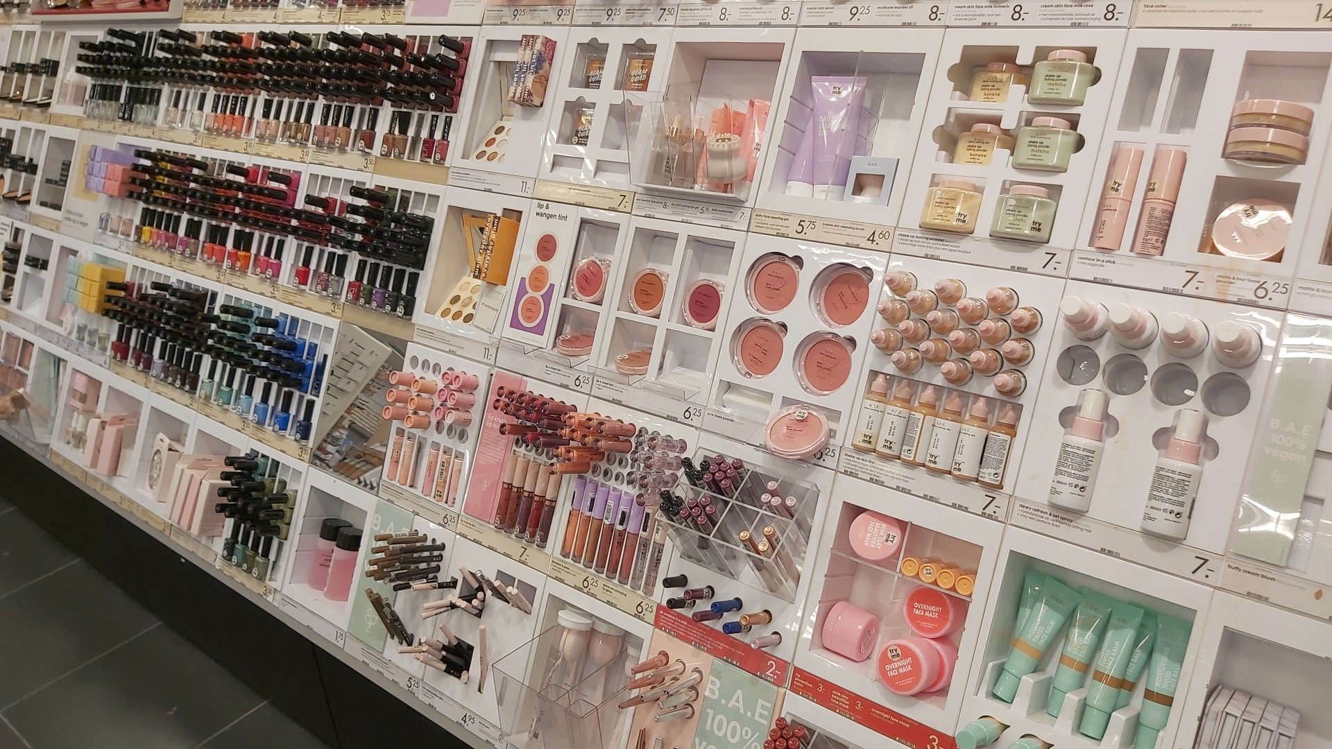 HEMA Rotterdam Prinsenland — foto 8
