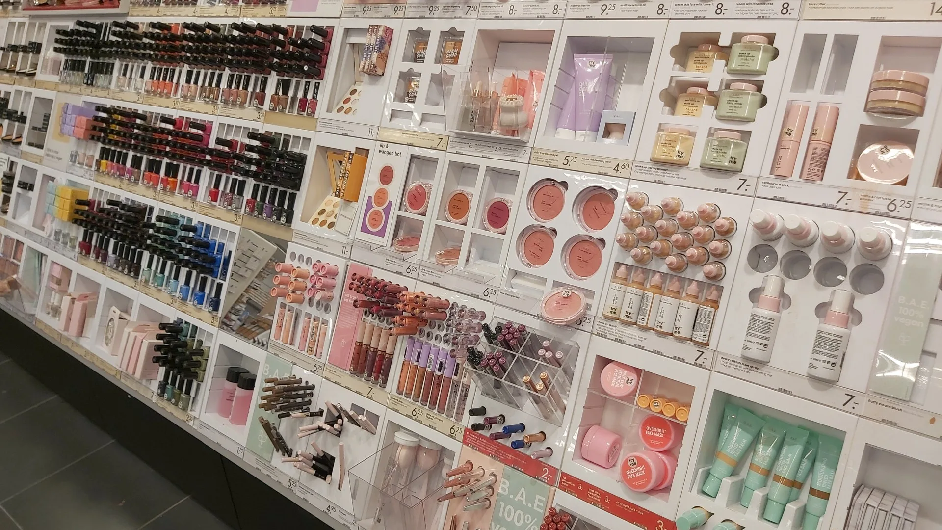 HEMA Rotterdam Prinsenland — foto 8