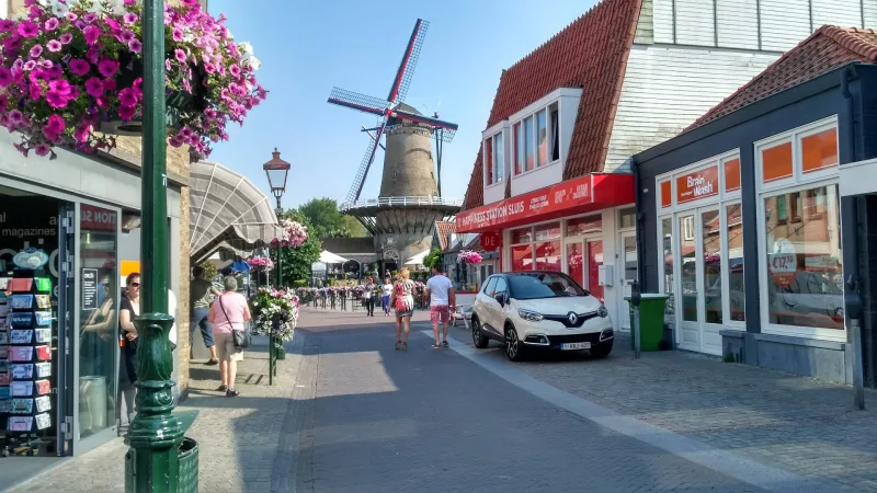 HEMA Sluis — foto 12