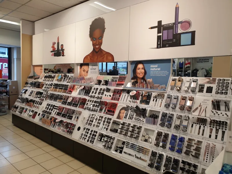 HEMA Surhuisterveen — foto 1