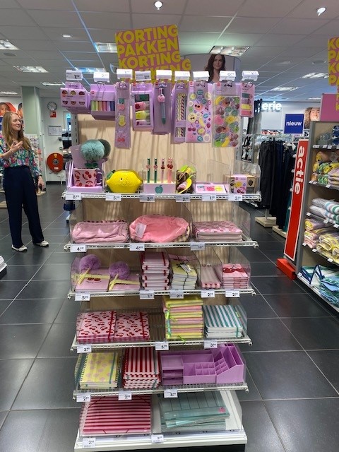 HEMA Uitgeest — foto 2