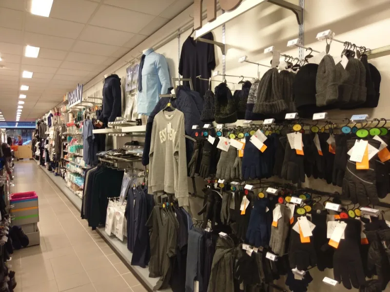 HEMA Uithuizen — foto 4