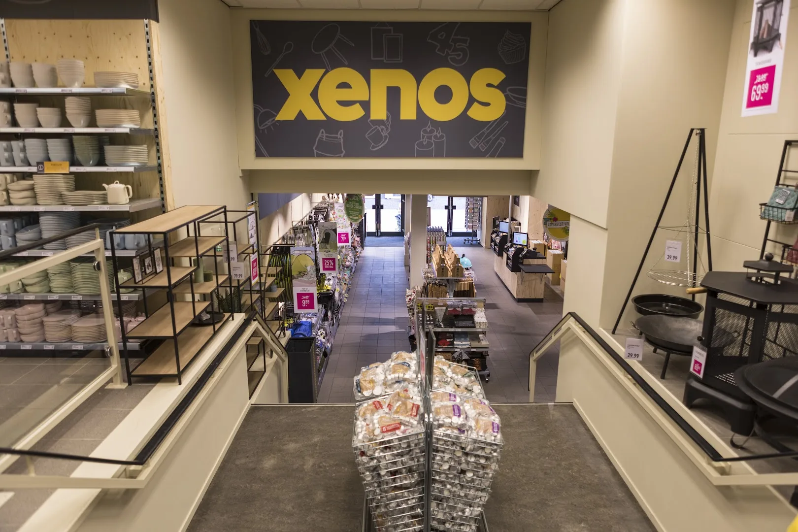 Xenos Alkmaar — foto 8