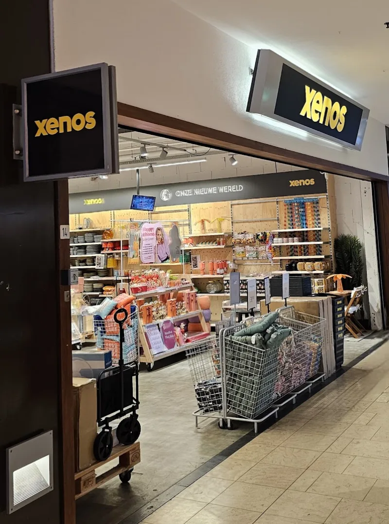 Xenos Amsterdam Plein 40-45 — foto 1