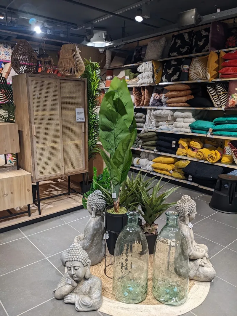 Xenos Arnhem Presikhaaf — foto 7