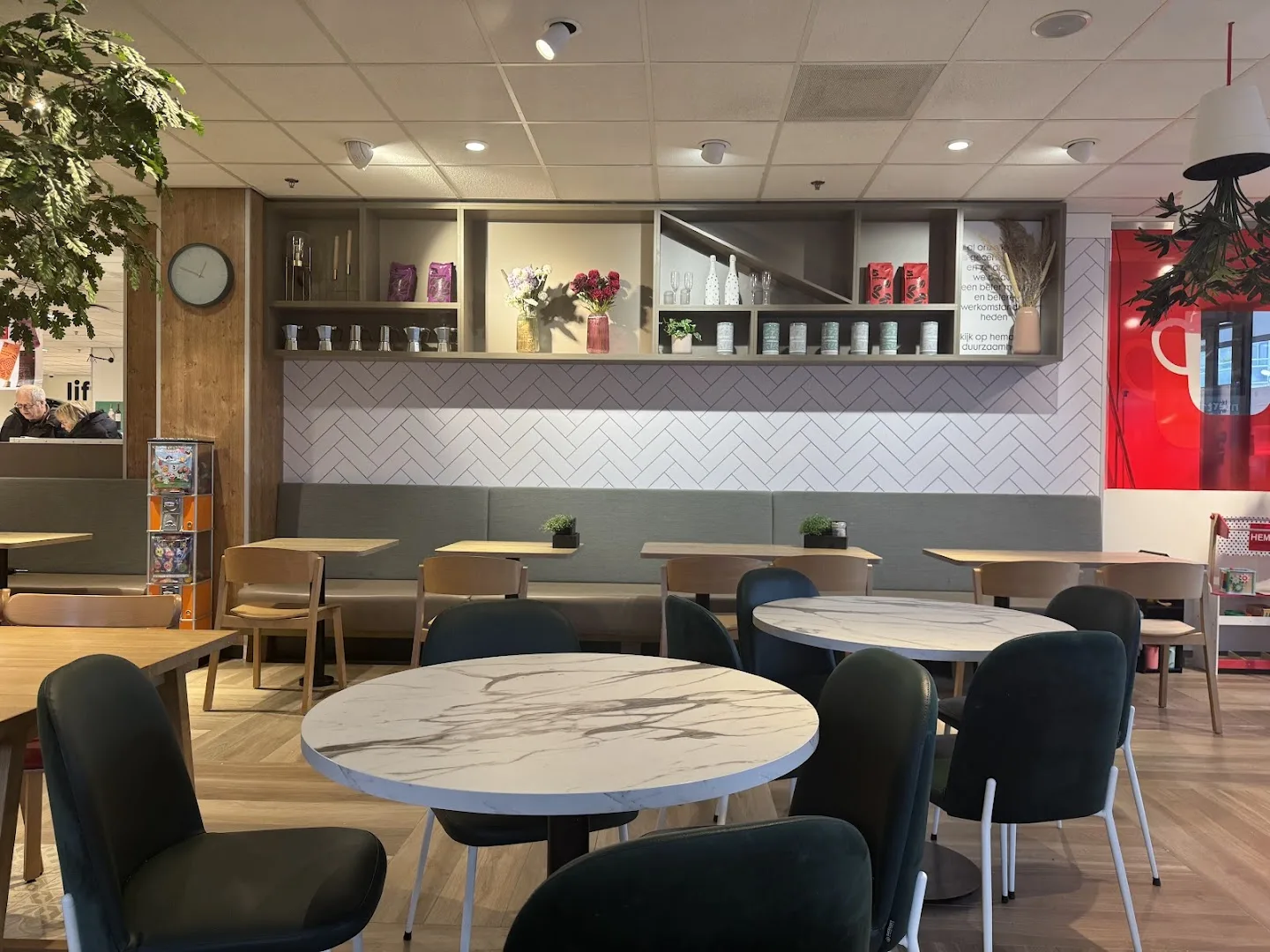 HEMA Alblasserdam — foto 3