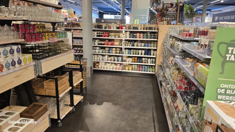 Xenos Breda Woonboulevard — foto 8