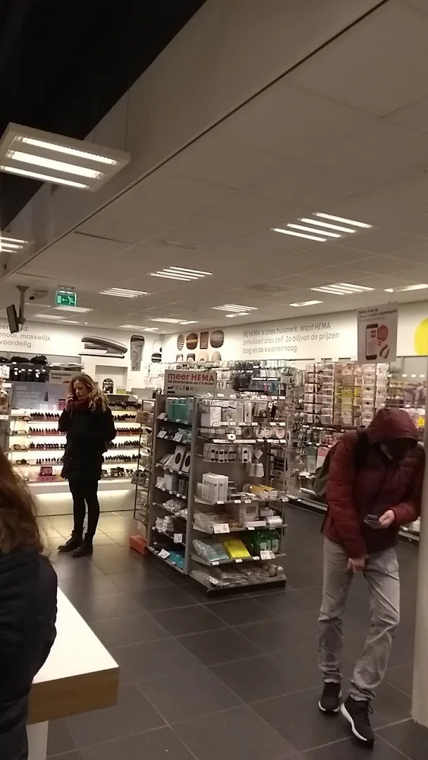 HEMA Centraal station Alkmaar — foto 11