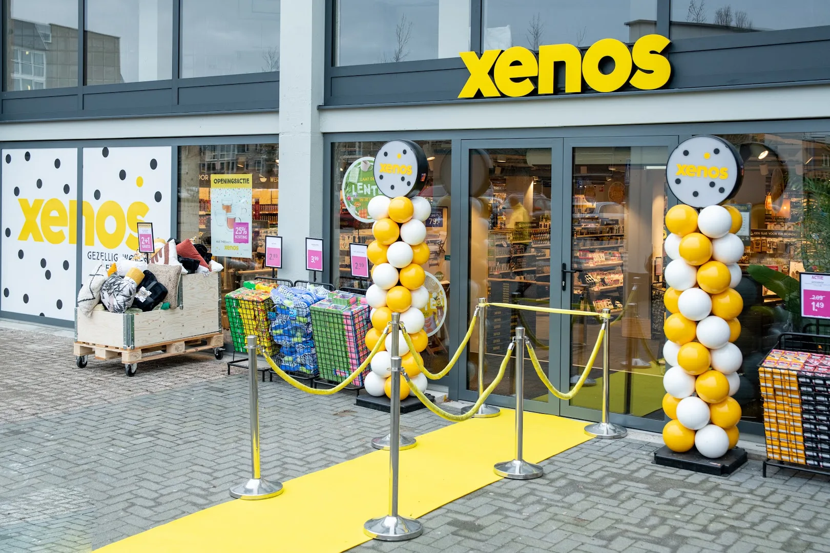 Xenos Hellevoetsluis Struytse Hoeck — foto 1