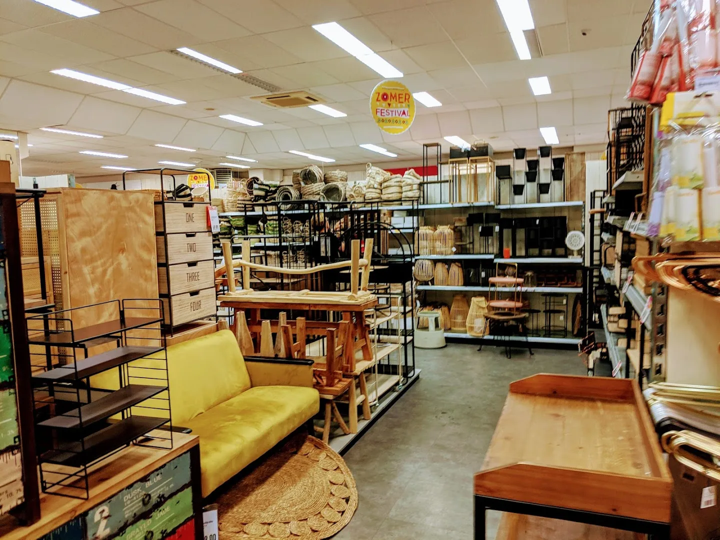 Xenos Hengelo — foto 7