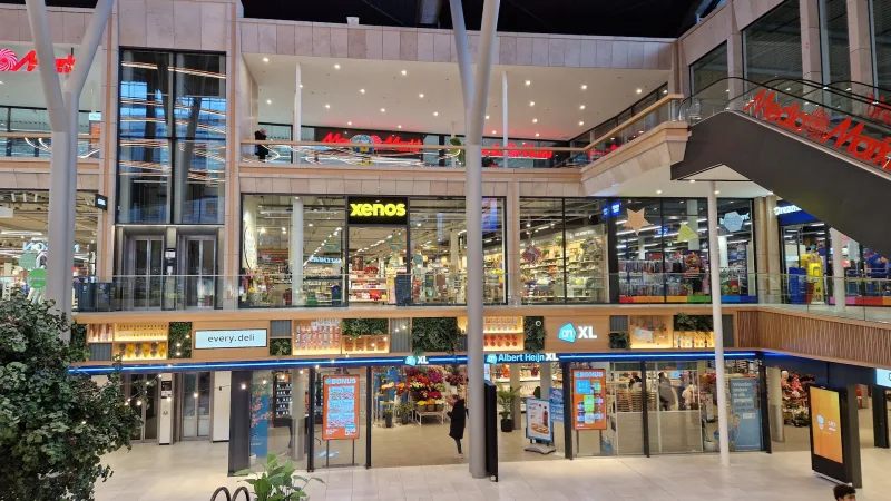 Xenos Hoofddorp — foto 3