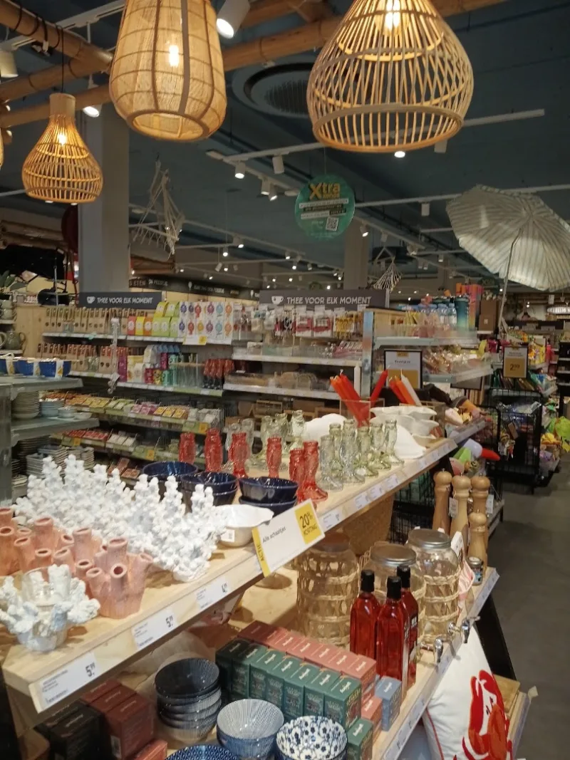 Xenos Lelystad — foto 7