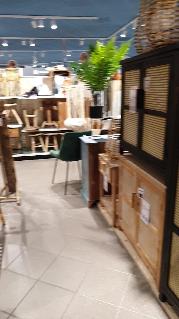 Xenos Muiden — foto 3