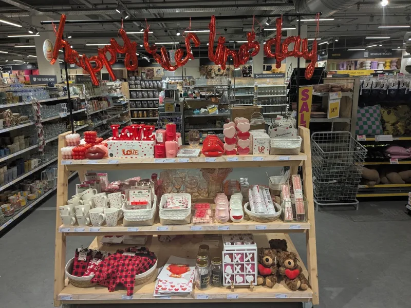 Xenos Purmerend — foto 5