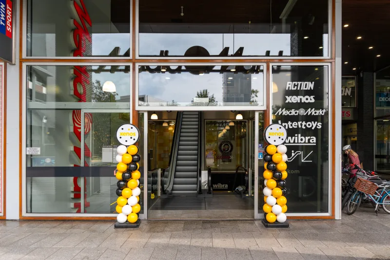 Xenos Tilburg Pieter Vreedeplein — foto 5