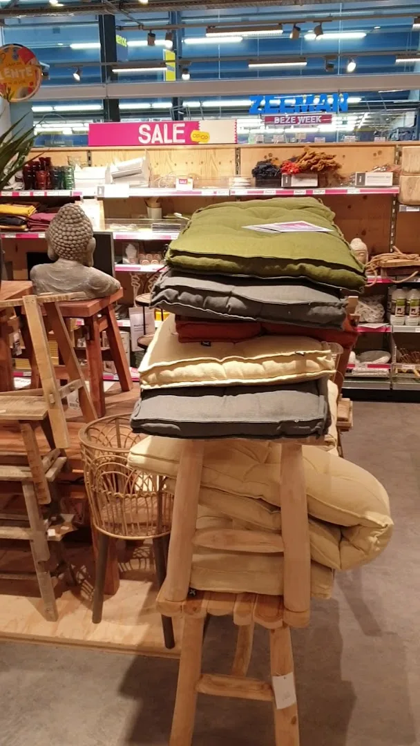 Xenos Veldhoven — foto 8