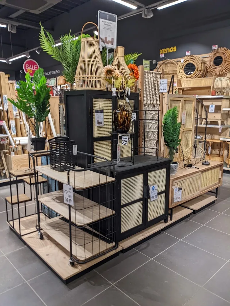 Xenos Winschoten — foto 8