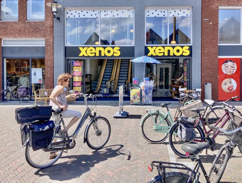 Xenos Woerden — foto 10
