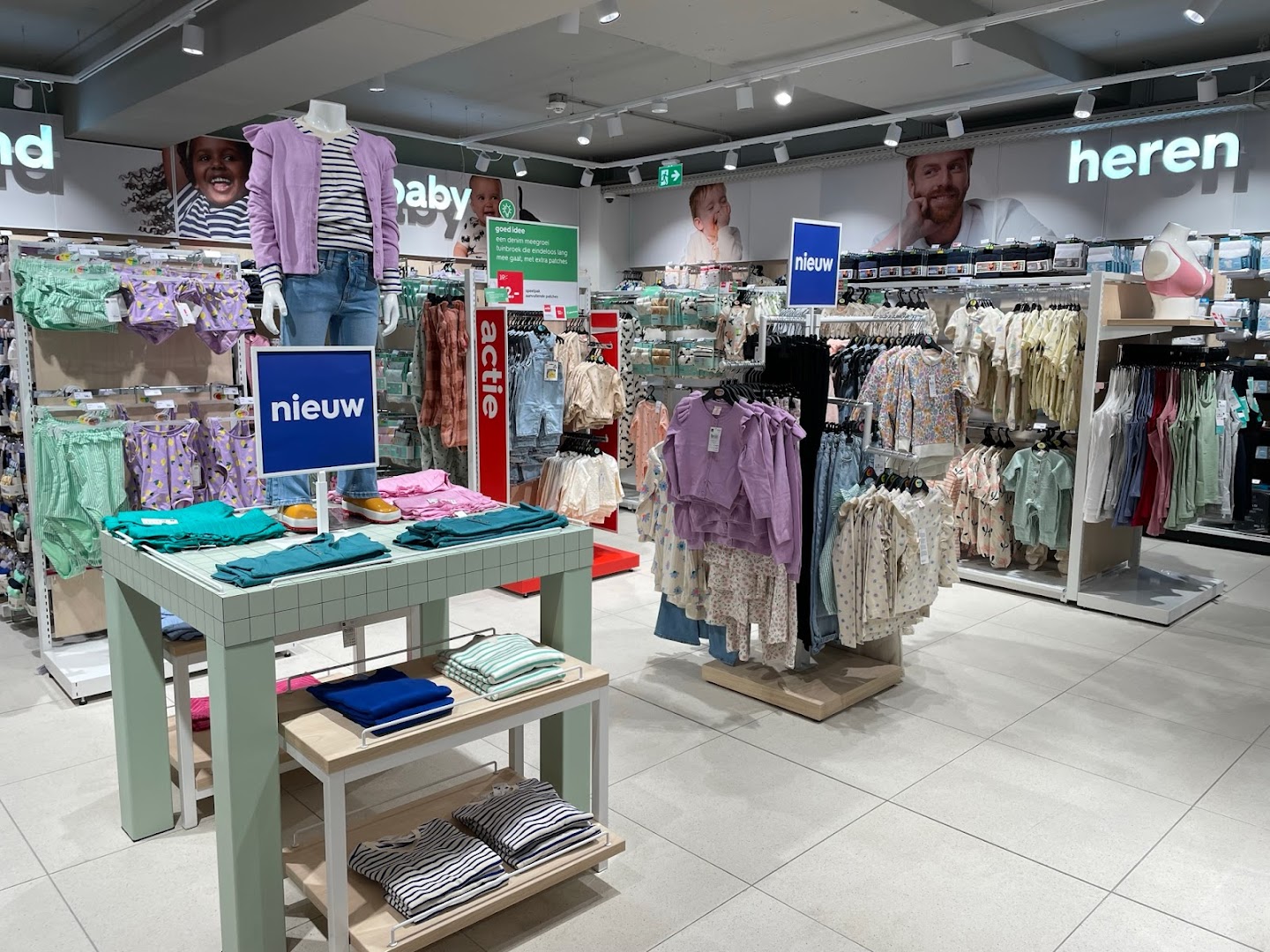 HEMA Amsterdam 1e van Swindenstraat — foto 8