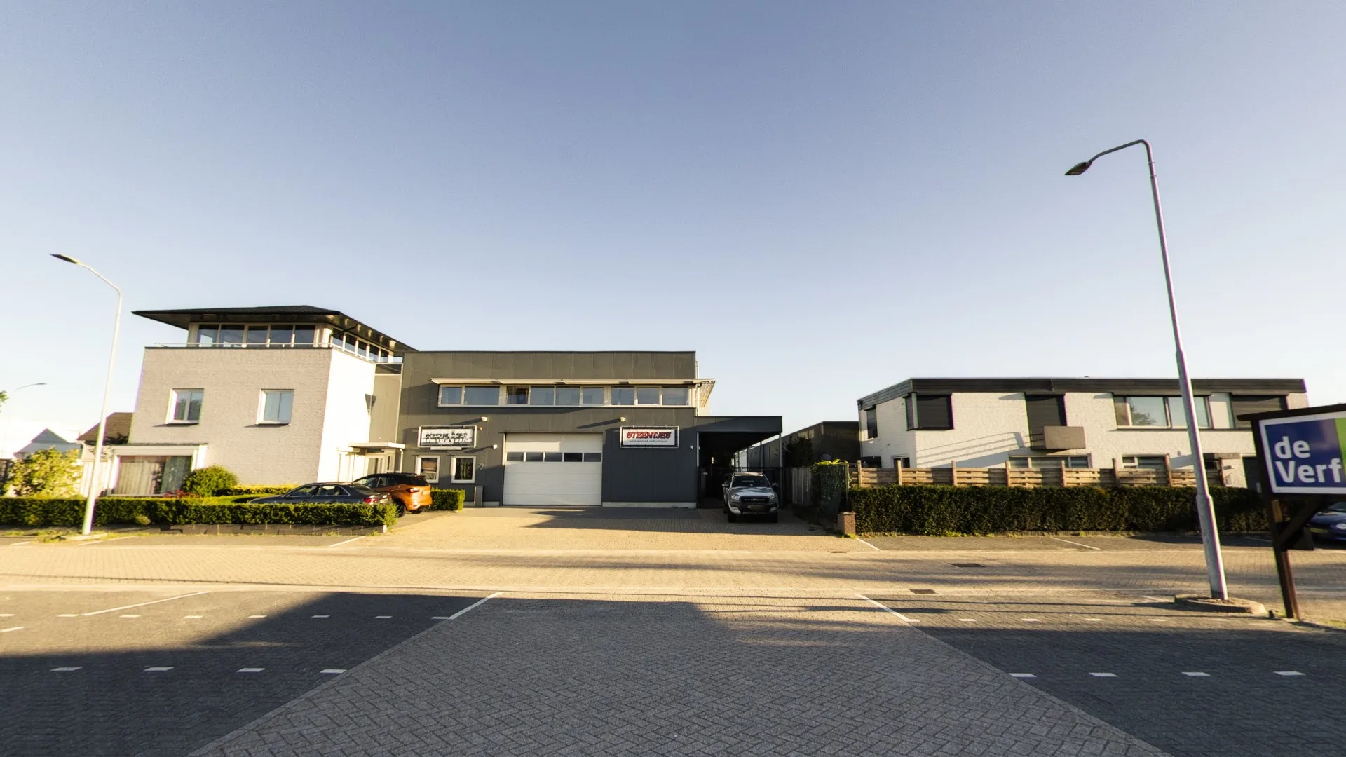 De Verfzaak Valkenswaard — foto 1