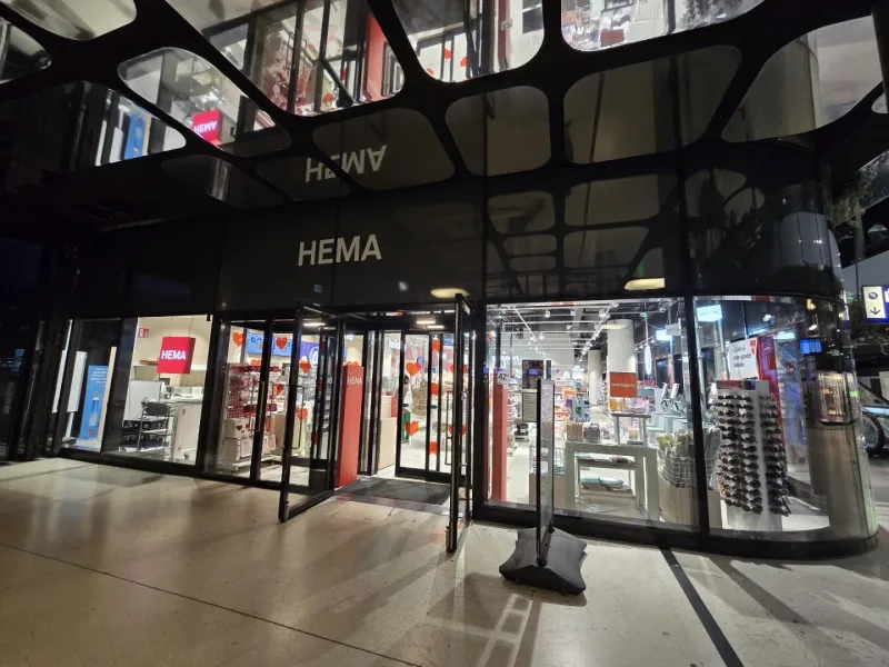 HEMA Amsterdam Centraal Station — foto 8