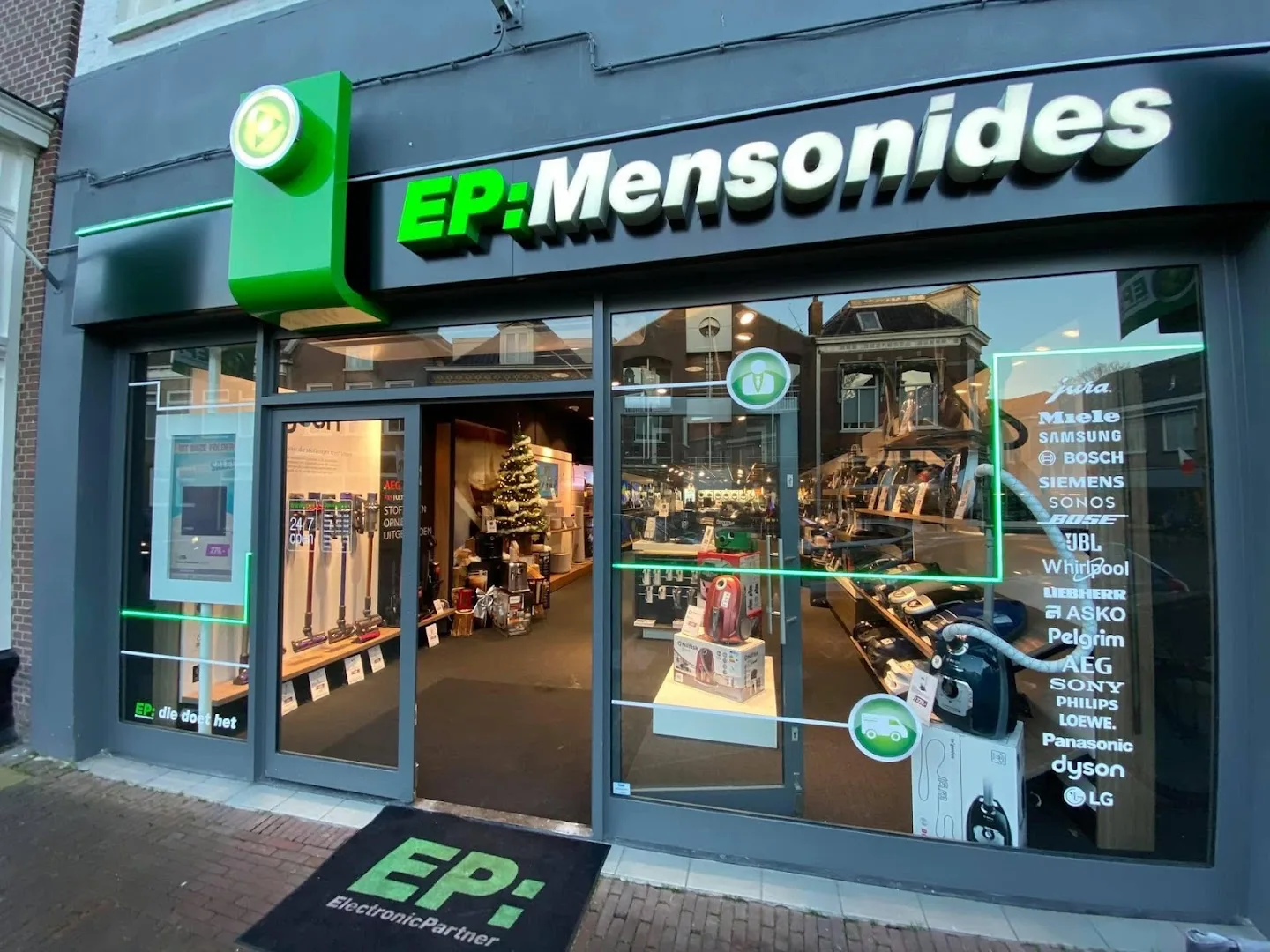 EP:Mensonides Bolsward — foto 1