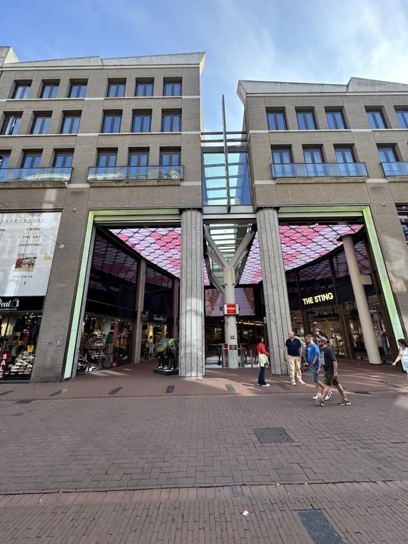 HEMA Amsterdam Kalverpassage — foto 7