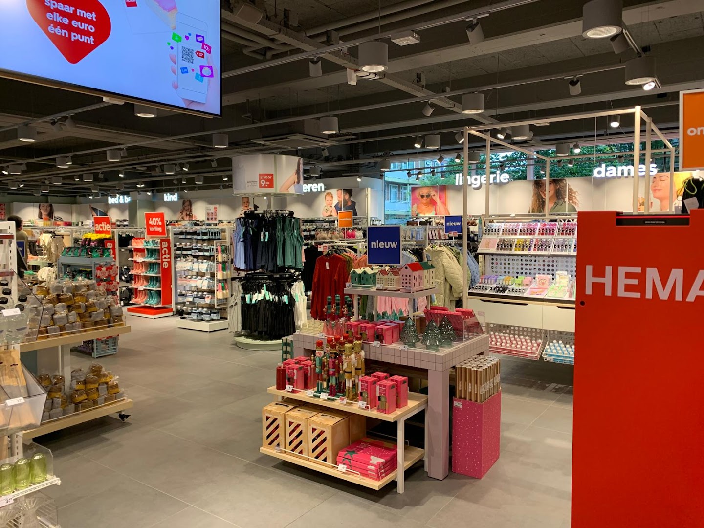 HEMA Amsterdam- Linnaeusparkweg — foto 2