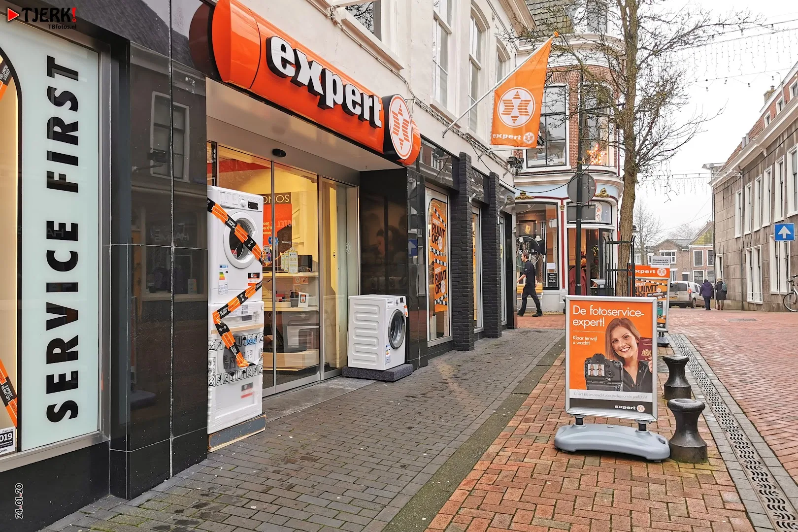 Expert Dokkum — foto 1