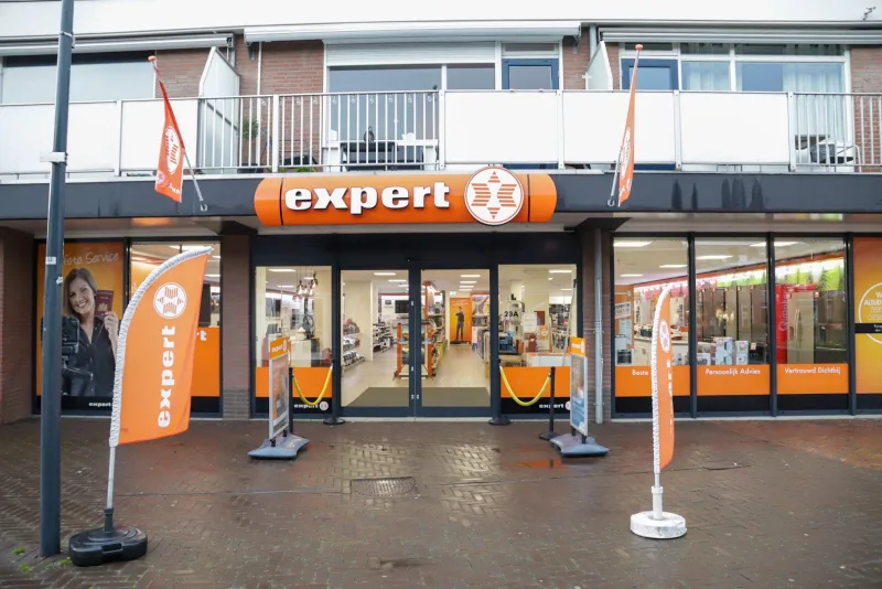 Expert Dongen — foto 1